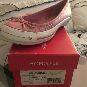 BCBGIRLS Jacinda Flat sz 8 pink
